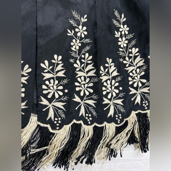 Nanette Lepore black silk & cotton blend embroidered blazer with fringe size 4 - Picture 6 of 10